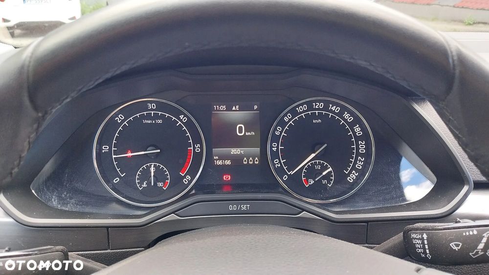 Skoda Superb 2.0 TDI SCR Style DSG - 10