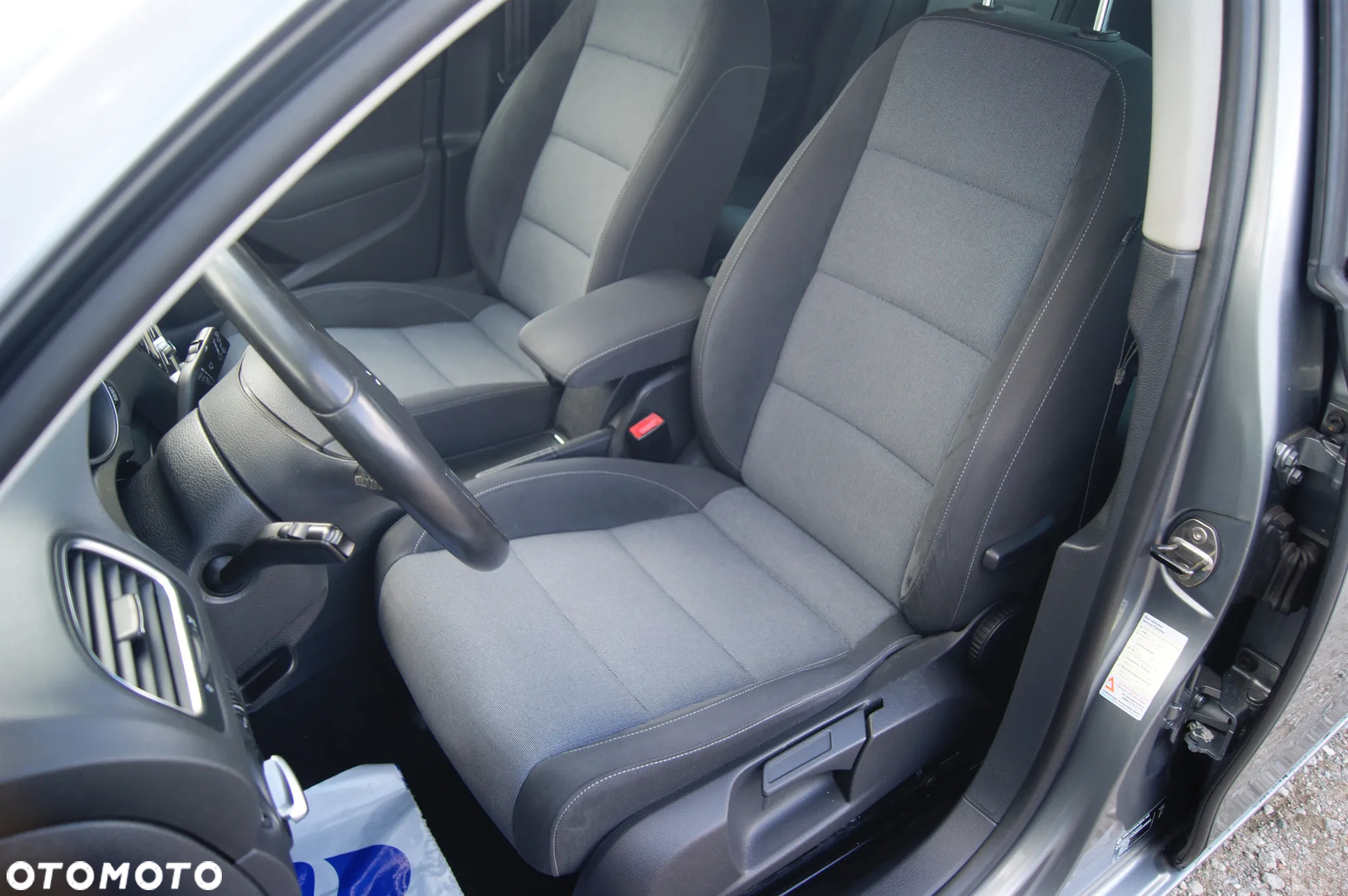 Volkswagen Golf 1.2 TSI BlueMotion Technology Style - 14