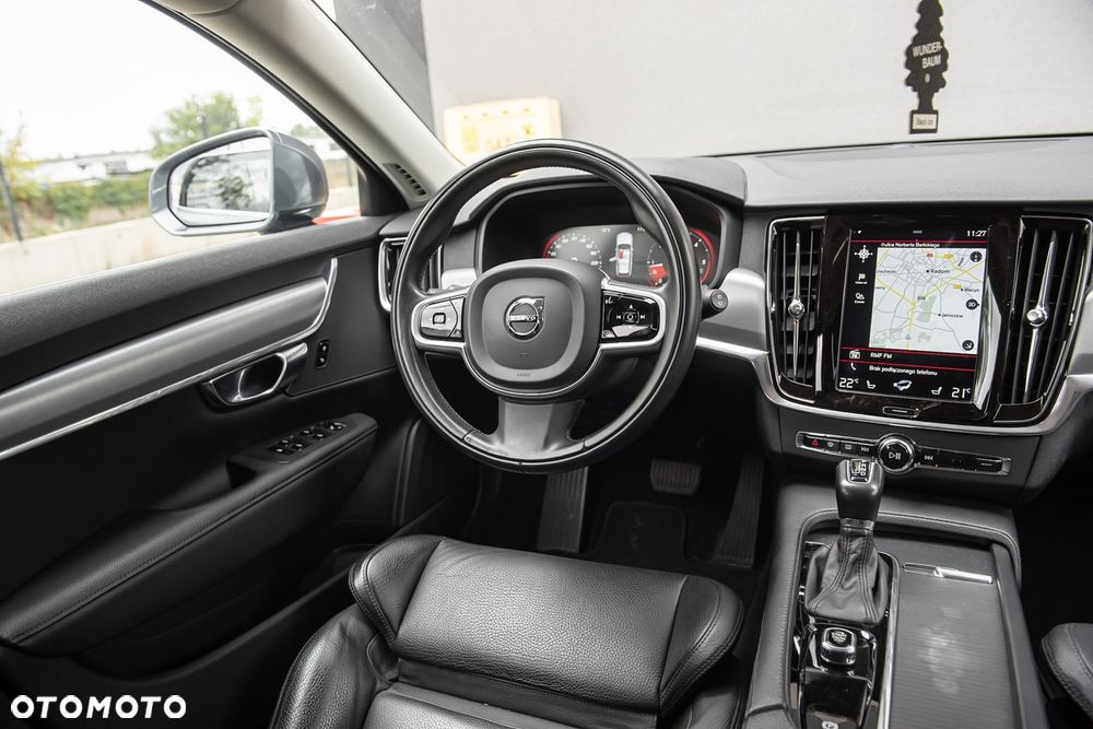 Volvo V90 - 25