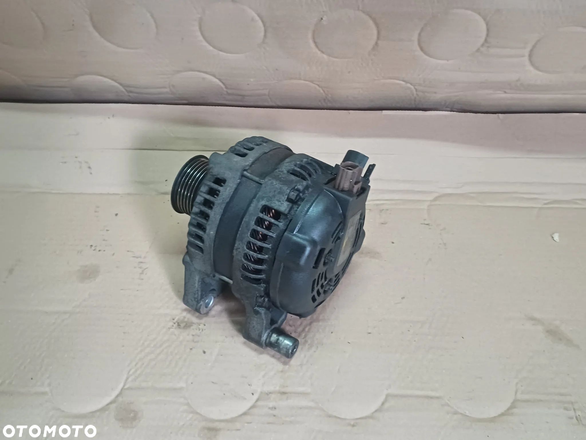 ALTERNATOR 0986049071 VOLVO V5P S40 C30 PEUEGOT 2.0 HDI 136KM BOSCH 150A - 1