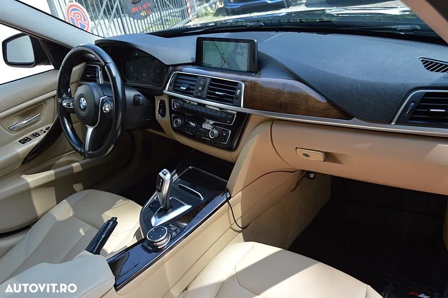 BMW Seria 3 320i xDrive Aut. Edition M Sport Shadow - 20