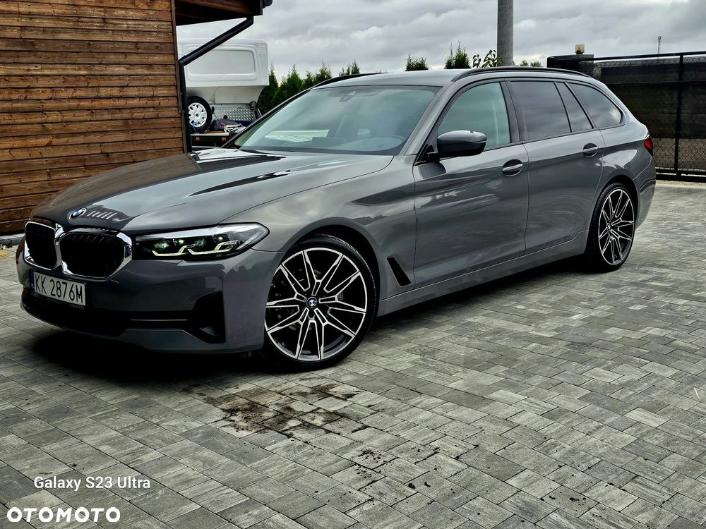 BMW Seria 5 2021 photo 3