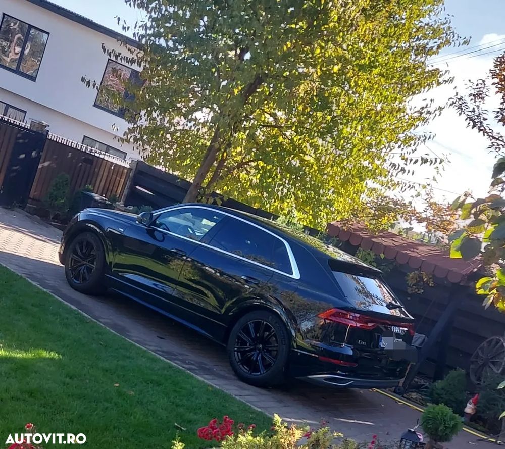 Audi Q8 60 TFSIe quattro tiptronic - 2