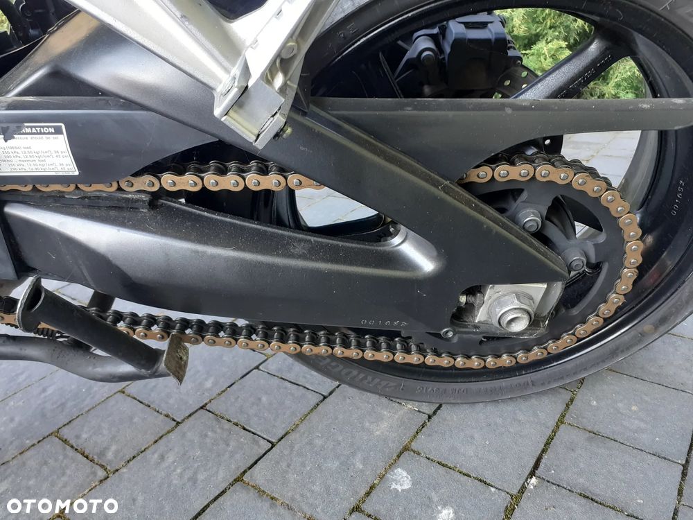 Yamaha FZ - 14