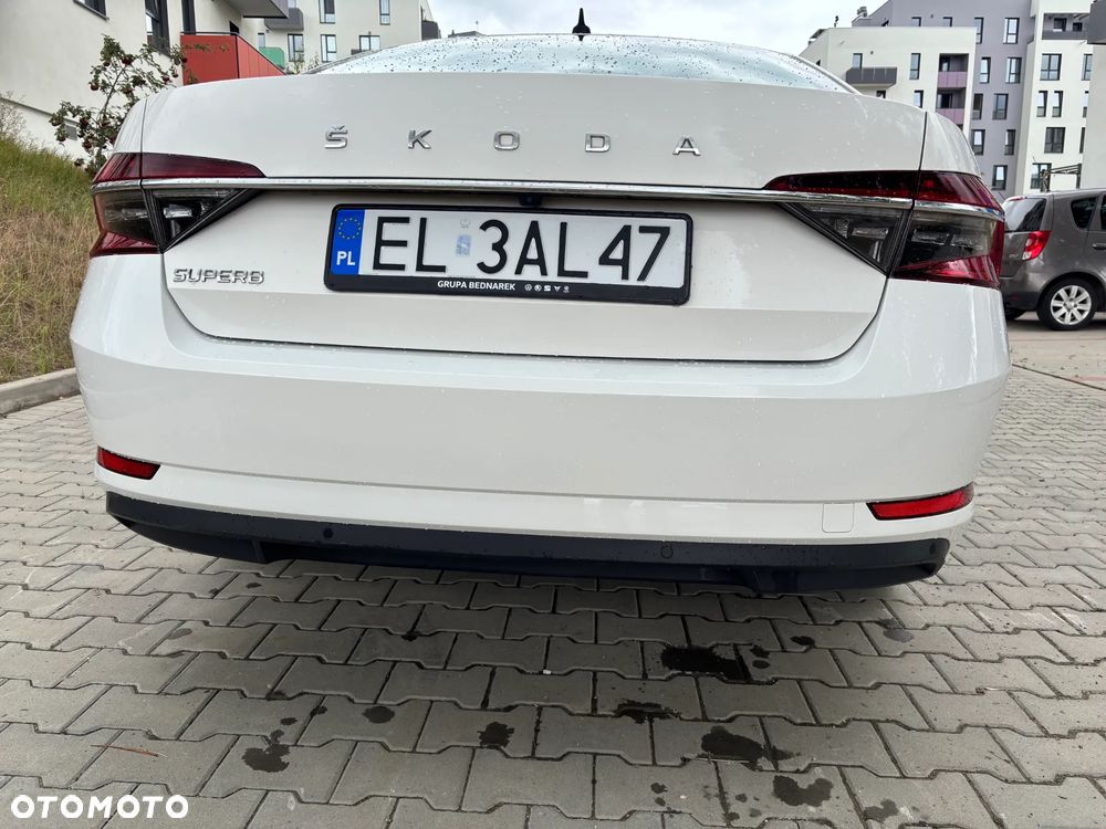 Skoda Superb 2.0 TDI SCR Ambition - 5