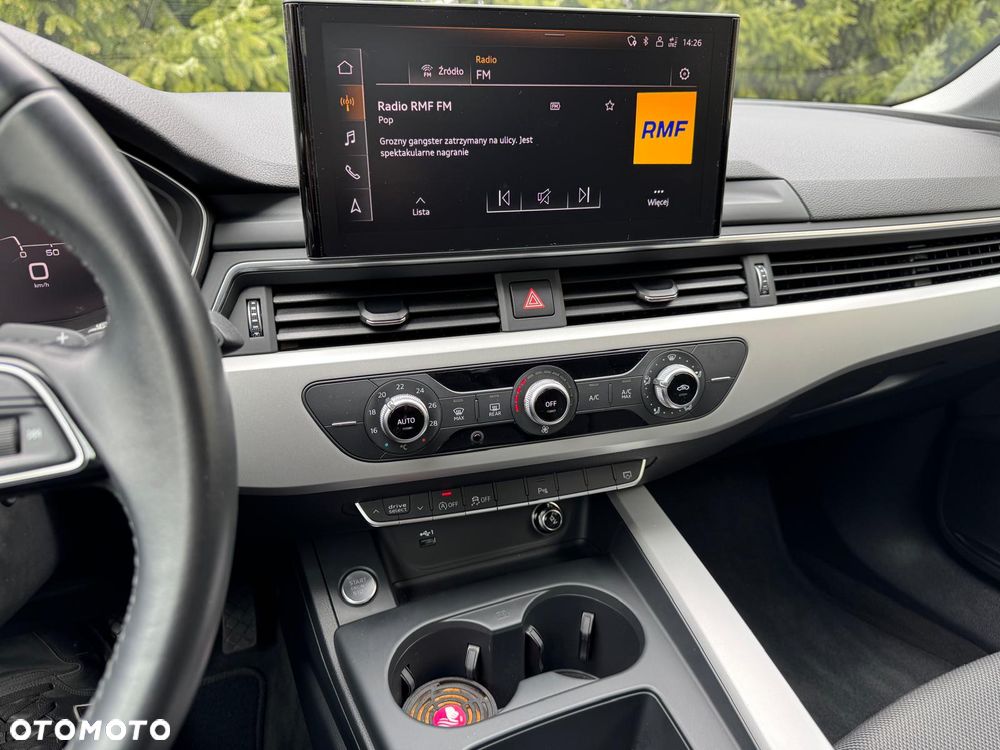 Audi A4 Limousine 40 TFSI mHEV Advanced S tronic - 31