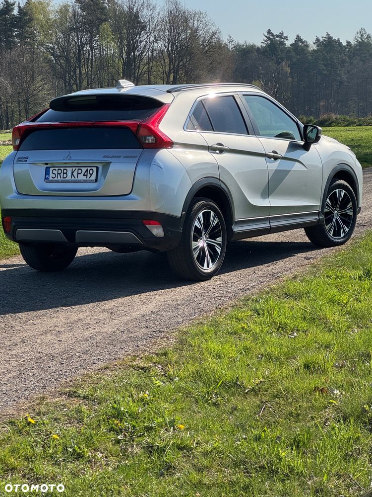 Mitsubishi Eclipse Cross 1.5 T Invite Plus - 2