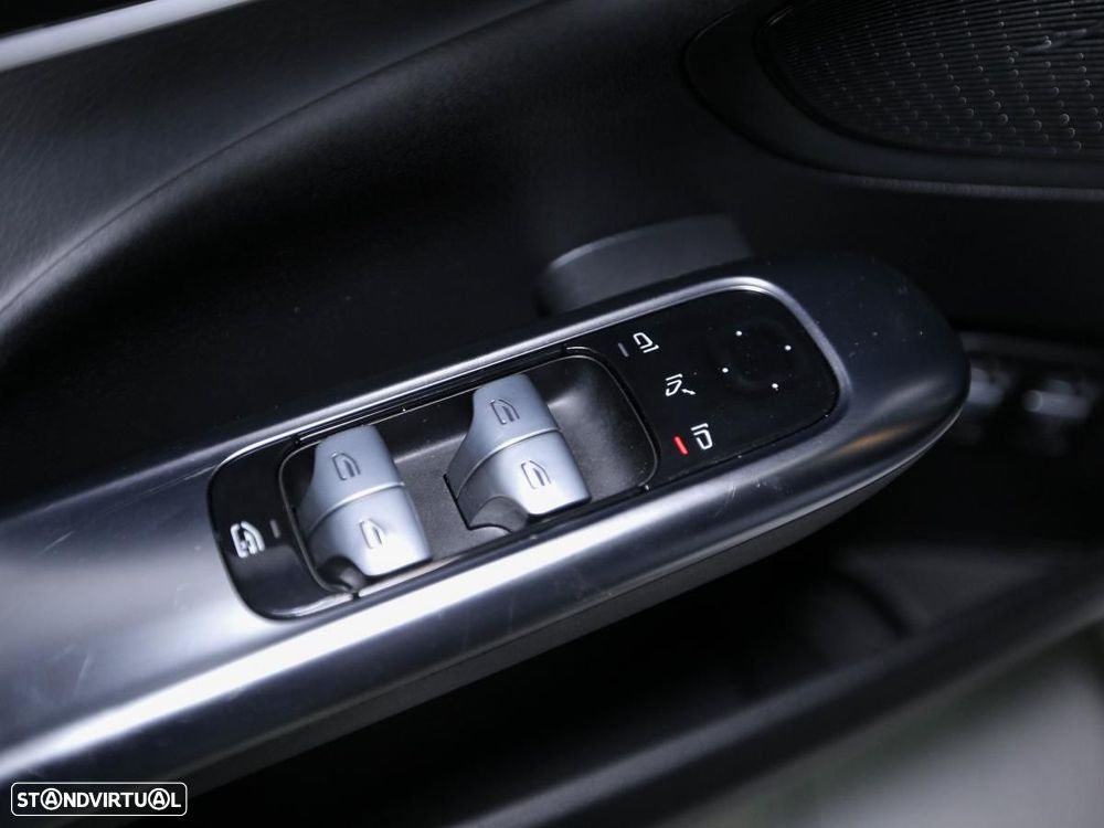 Mercedes-Benz C 300 e Avantgarde - 14