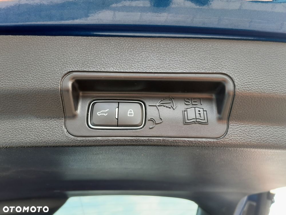 Ford Explorer - 23