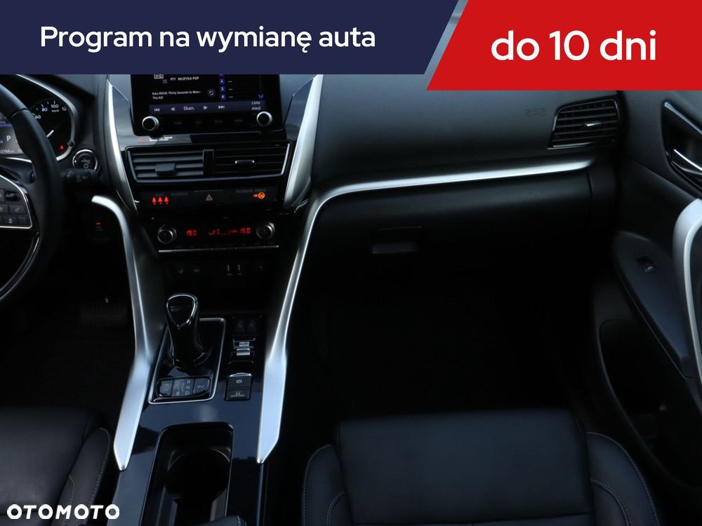 Mitsubishi Eclipse Cross - 10