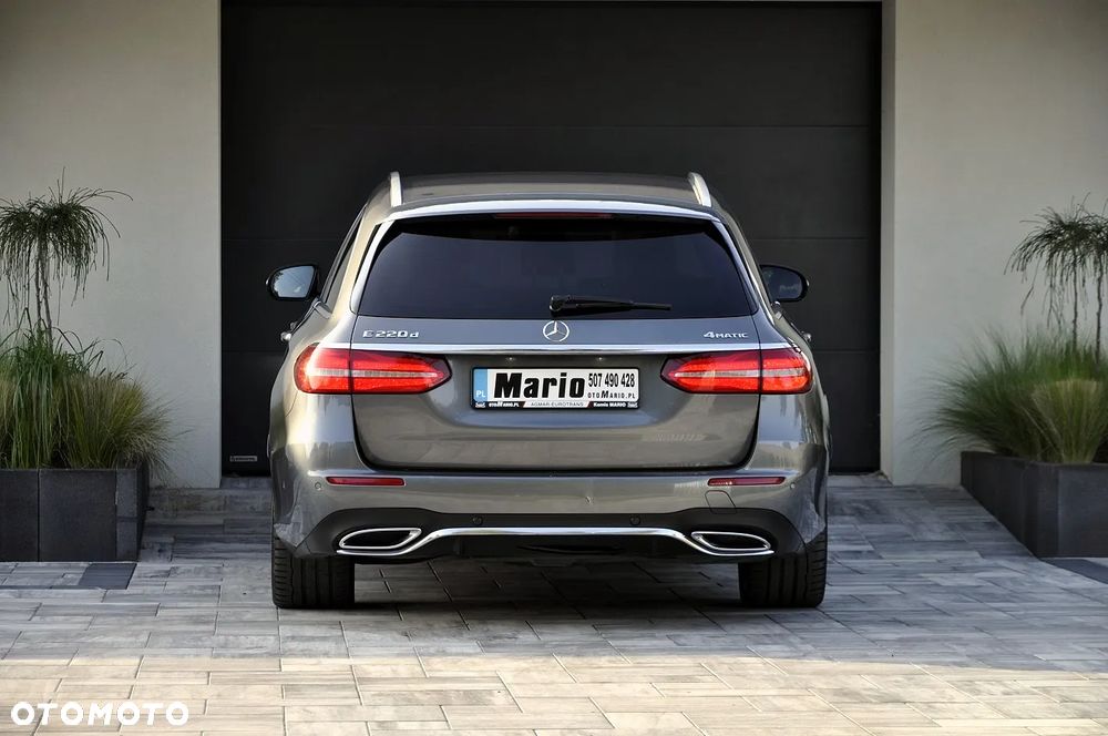 Mercedes-Benz Klasa E 220 d 4Matic T 9G-TRONIC AMG Line - 5