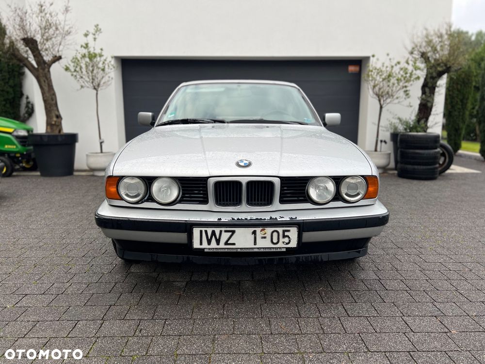 BMW Seria 5 520i - 3