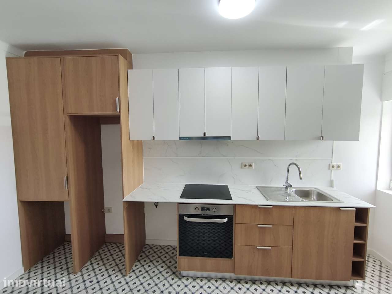 Apartamento T3 Renovado de Alto Padrão, liceu de Bragança - Grande imagem: 2/13