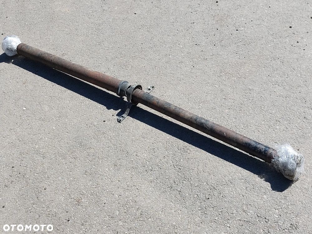 WAL NAPEDOWY AUDI A6 C6 4F0521101F SLASK WYSYLKA - 1