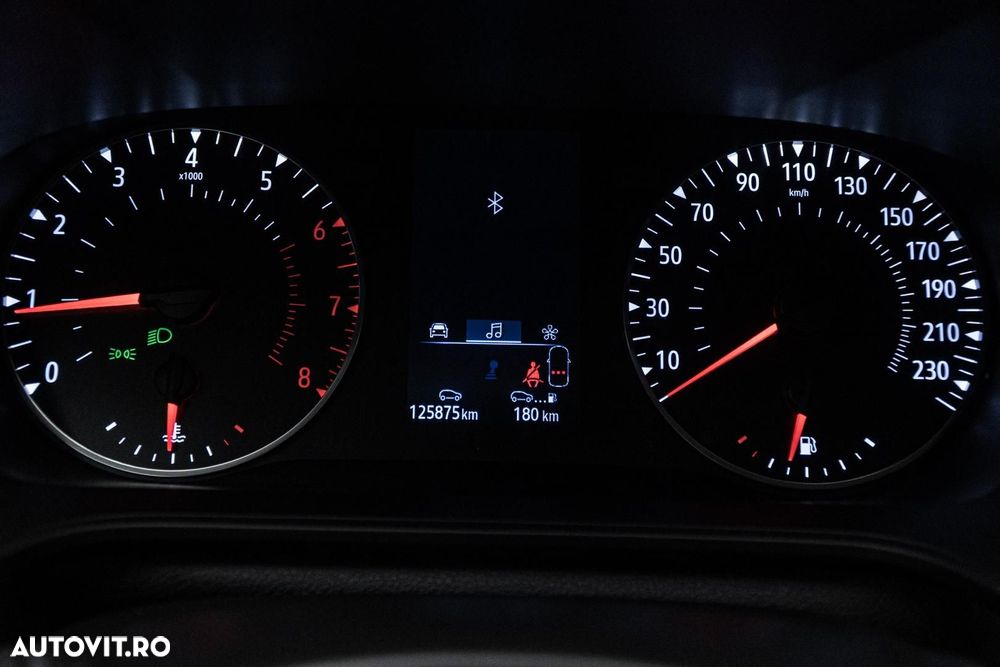 Renault Megane TCe GPF Intens - 32