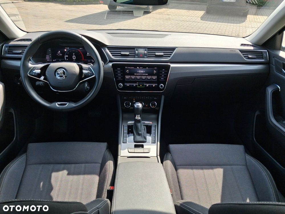Skoda Superb 2.0 TDI SCR Style DSG - 6