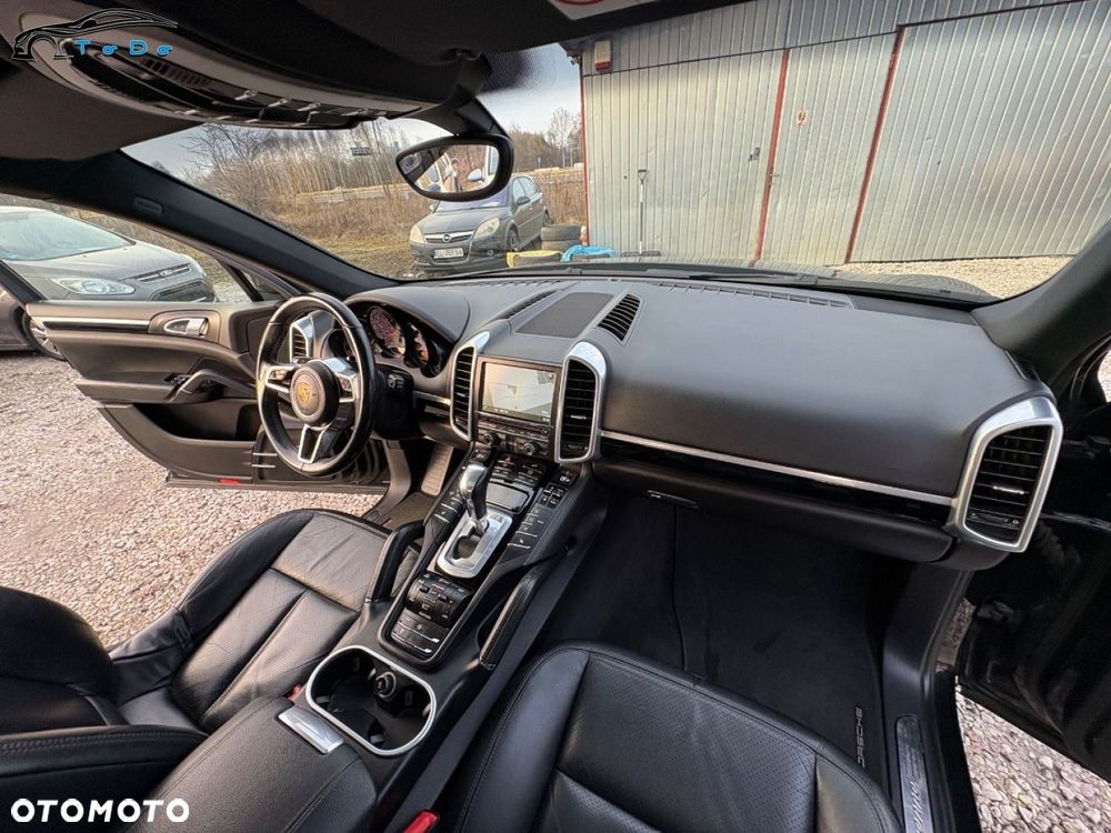 Porsche Cayenne Diesel Platinum Edition - 34