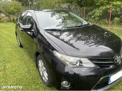 Toyota Auris 1.6 Premium Comfort - 3