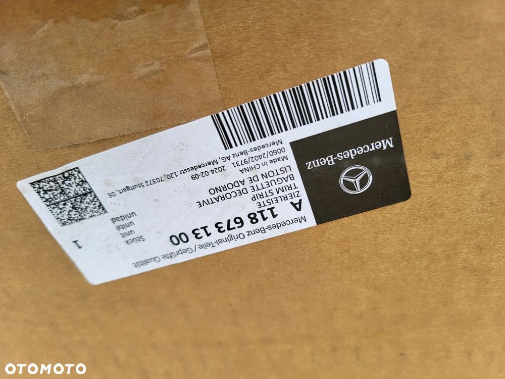 Komplet listew chrom Mercedes Cla w118 6731300 - 12