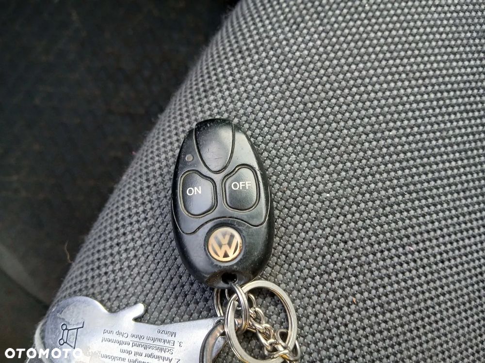 Volkswagen Multivan - 11