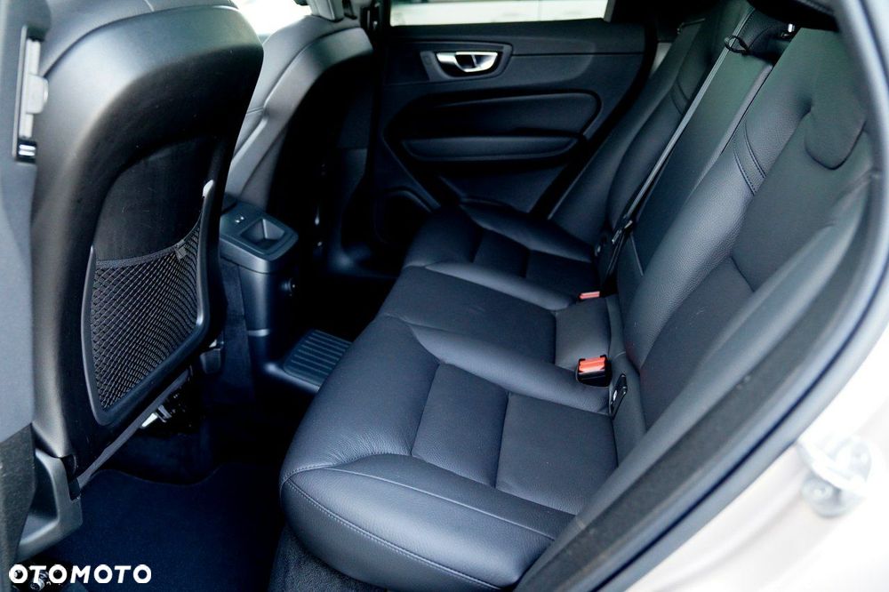 Volvo XC 60 - 24