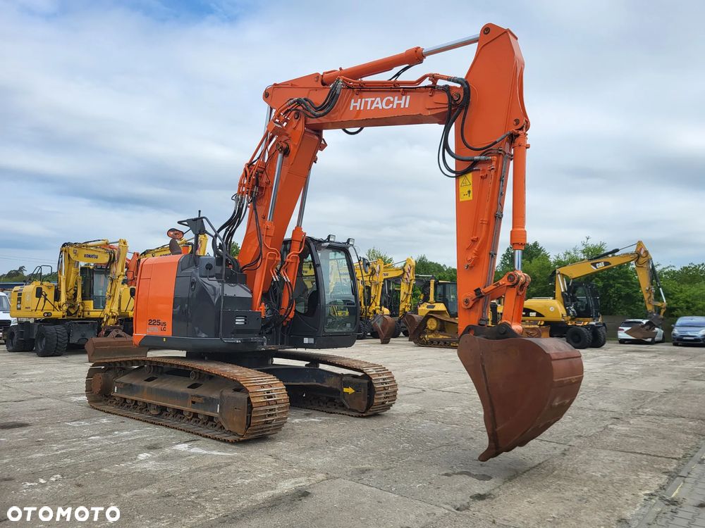 Hitachi ZX 225 LC5B spr z Niemiec krótki tył waga 26 ton - 2