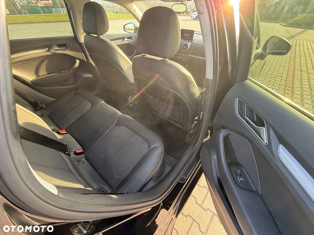 Audi A3 Sportback 1.2 TFSI Ambiente - 7