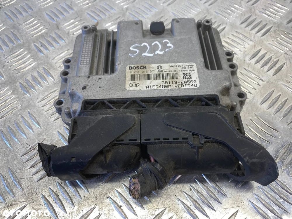 KOMPUTER STEROWNIK SILNIKA KIA CEED I 1.6 CRDI 39113-2A560 0281016571 - 1