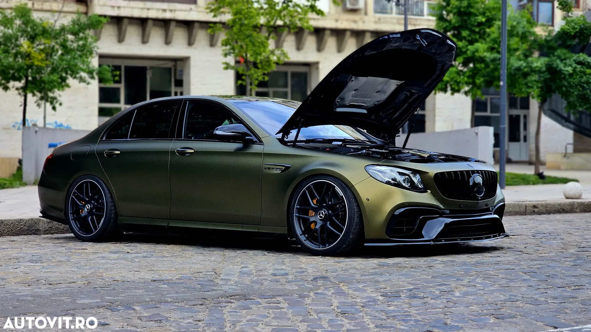 Mercedes-Benz E AMG 63 S 4MATIC - 2