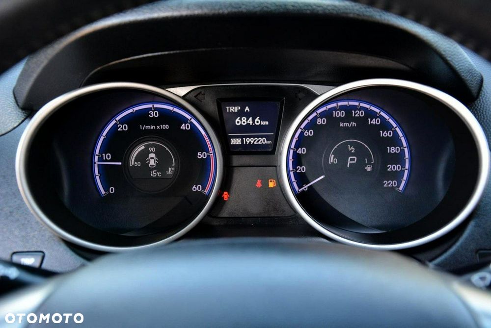Hyundai ix35 2.0 CRDi 4WD Automatik Premium - 23