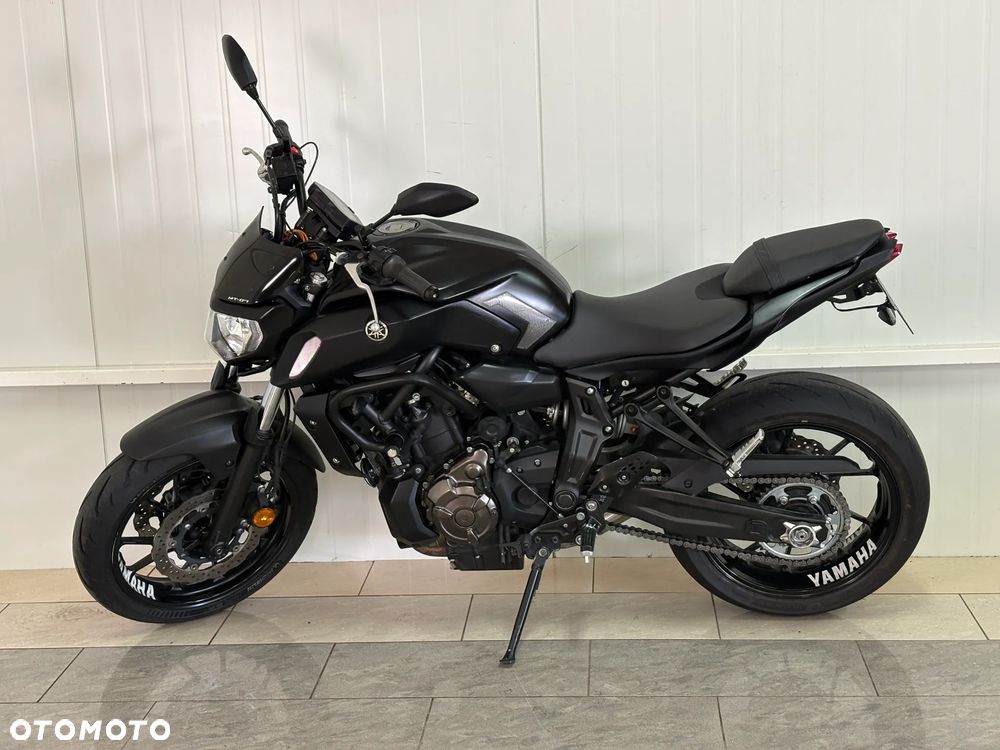 Yamaha MT - 6