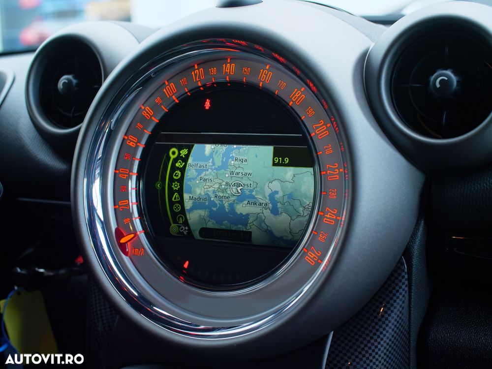 Mini Countryman - 10