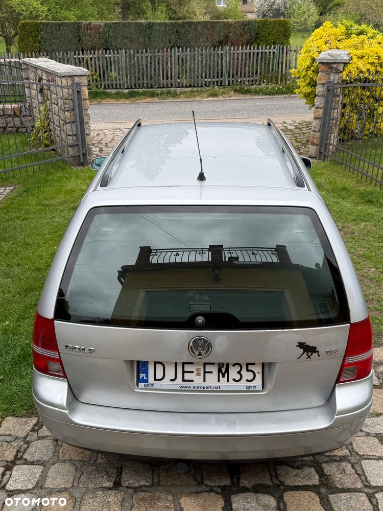 Volkswagen Golf - 5