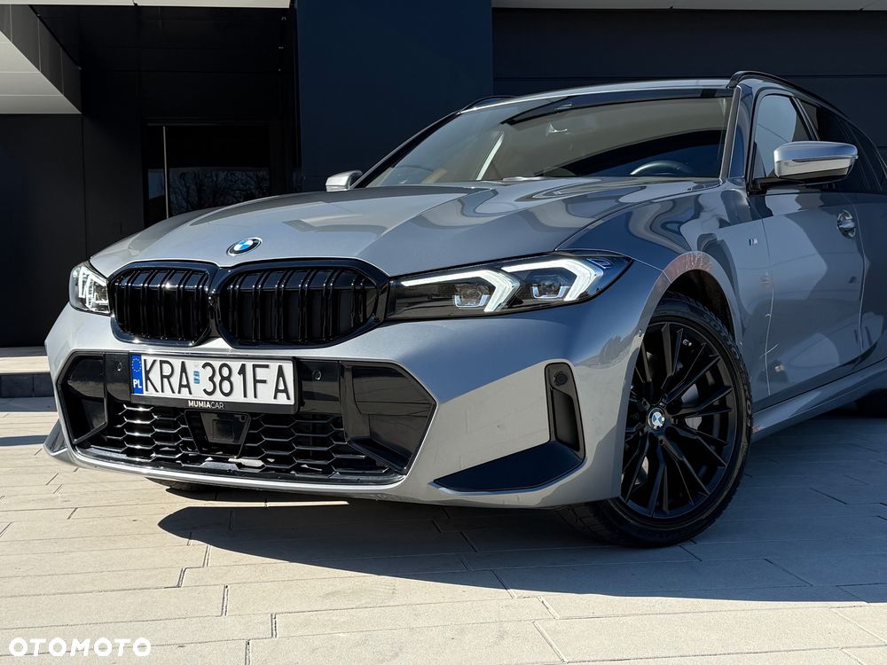 BMW Seria 3 330i xDrive M Sport - 16