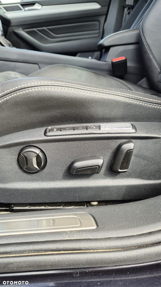 Volkswagen Passat - 15