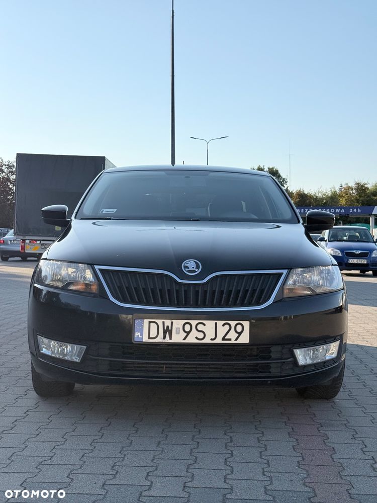 Skoda RAPID 1.6 TDI DPF Elegance - 12