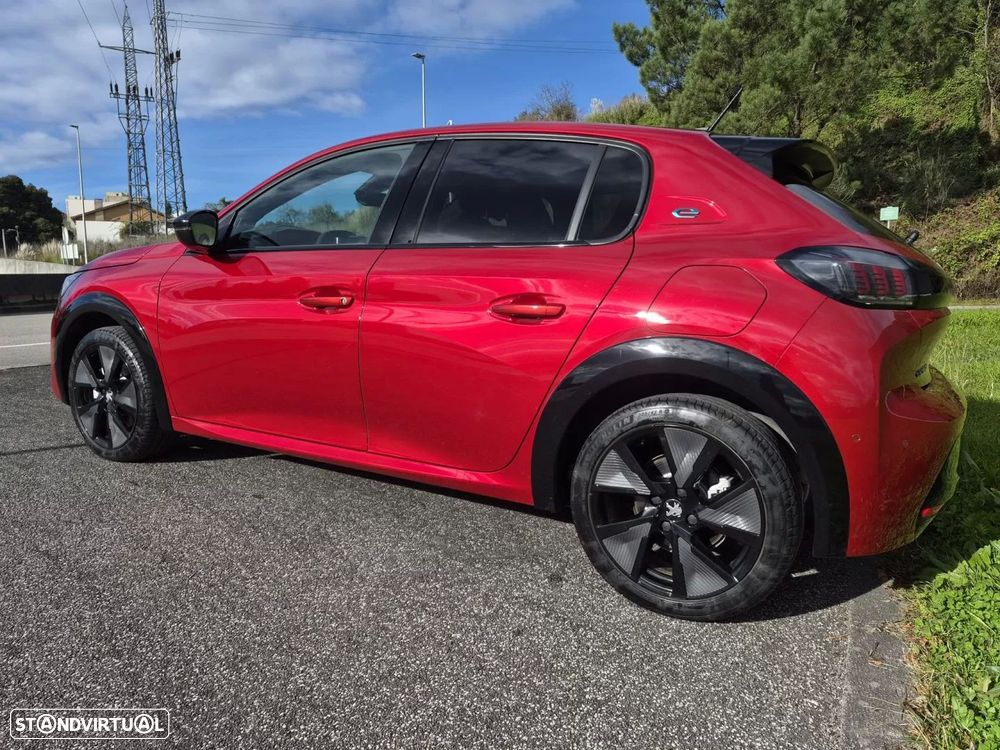 Peugeot e-208 50 kWh GT - 7
