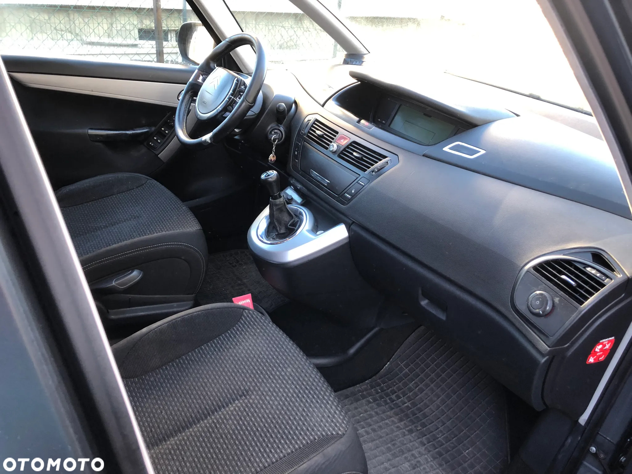 Citroën C4 Picasso - 15