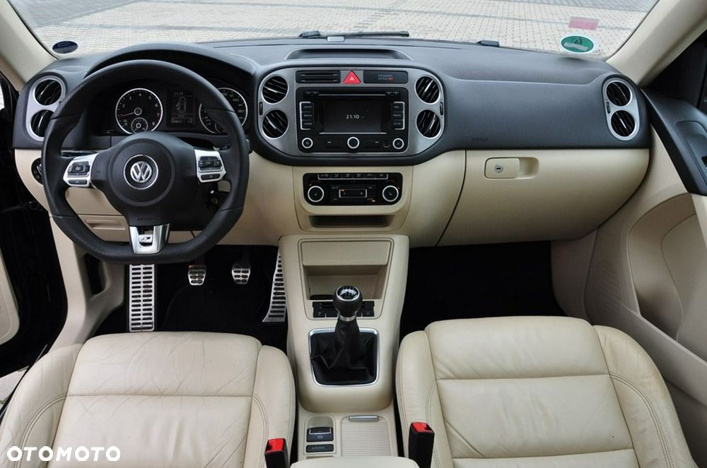Volkswagen Tiguan - 33
