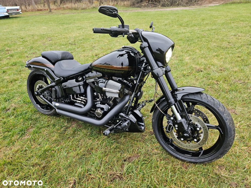 Harley-Davidson FXSB Breakout - 2