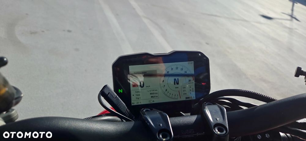 Ducati Streetfighter V4 - 17