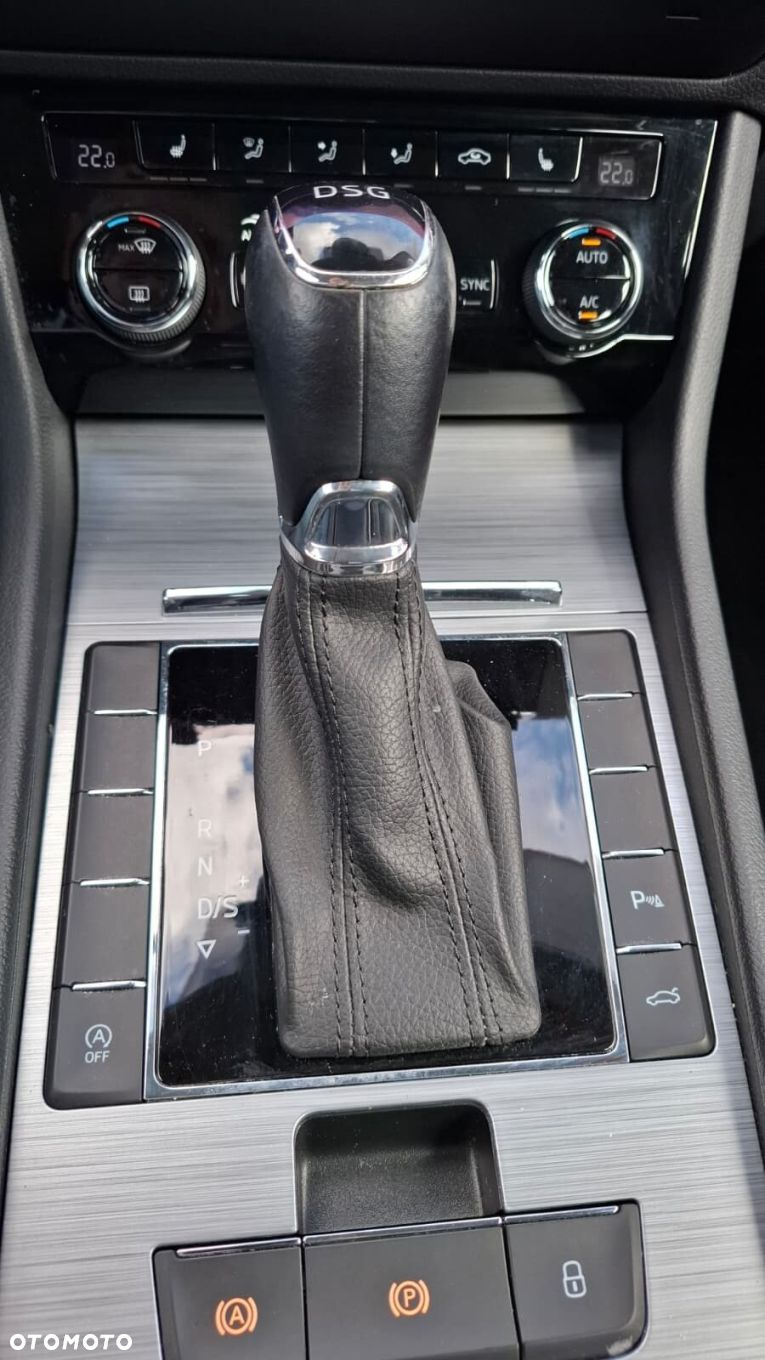 Skoda Superb 1.5 TSI Ambition DSG - 24