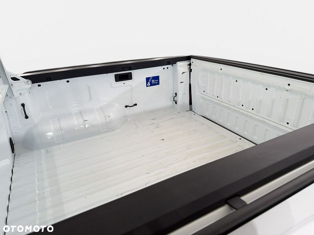 Volkswagen Amarok - 14