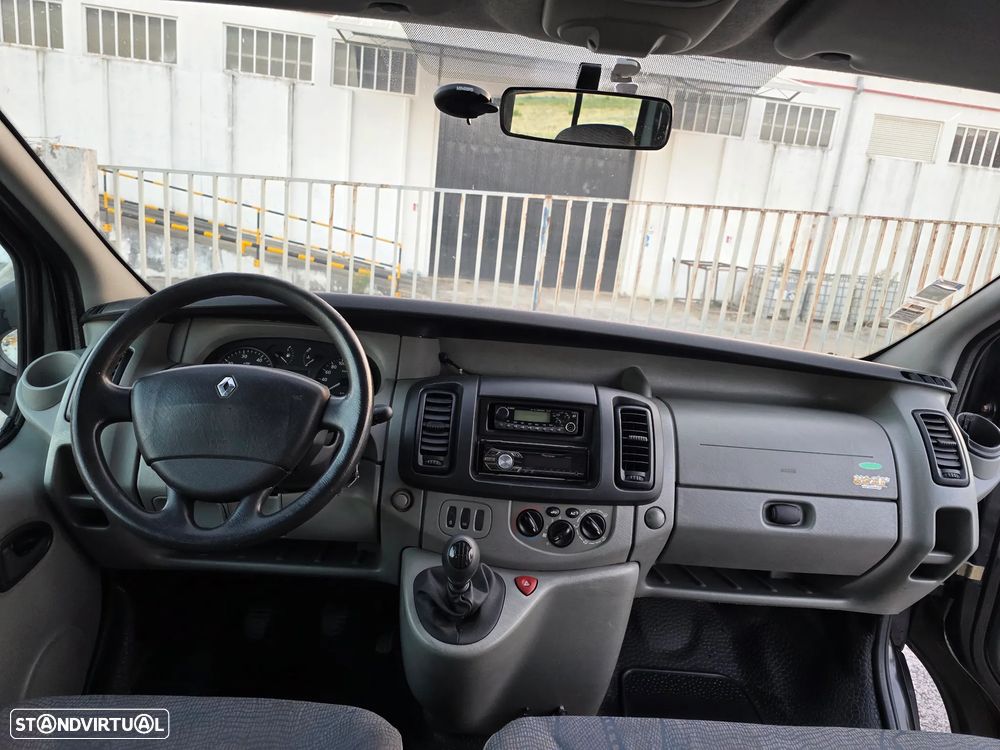 Renault Trafic 1.9 dCi L1H1 1T 100 9L - 6