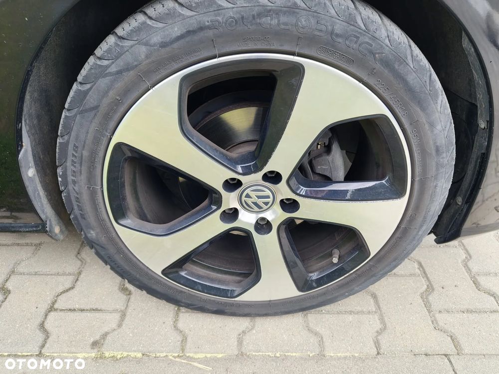 Volkswagen Golf 1.6 TDI (BlueMotion Technology) Trendline - 10