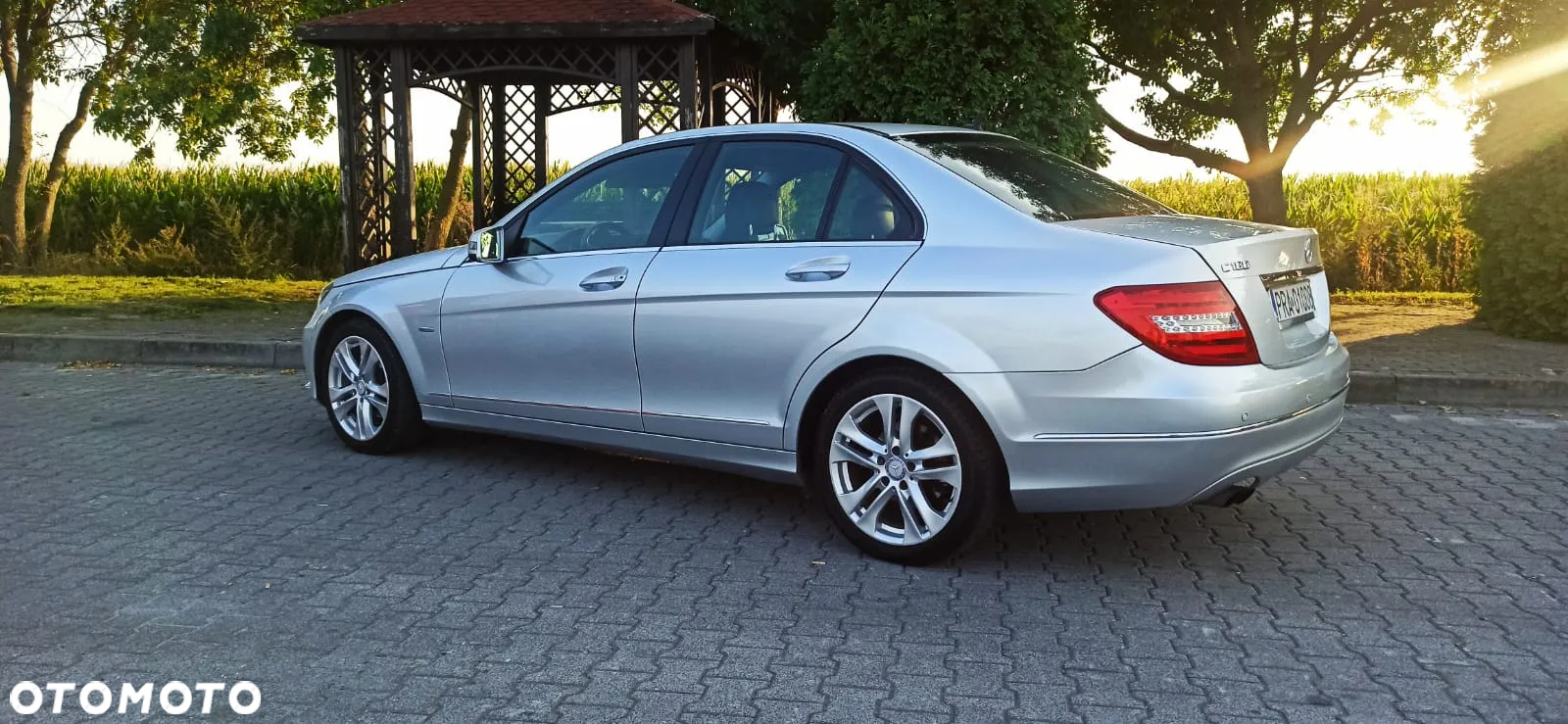 Mercedes-Benz Klasa C 180 T CDI DPF (BlueEFFICIENCY) Avantgarde - 5