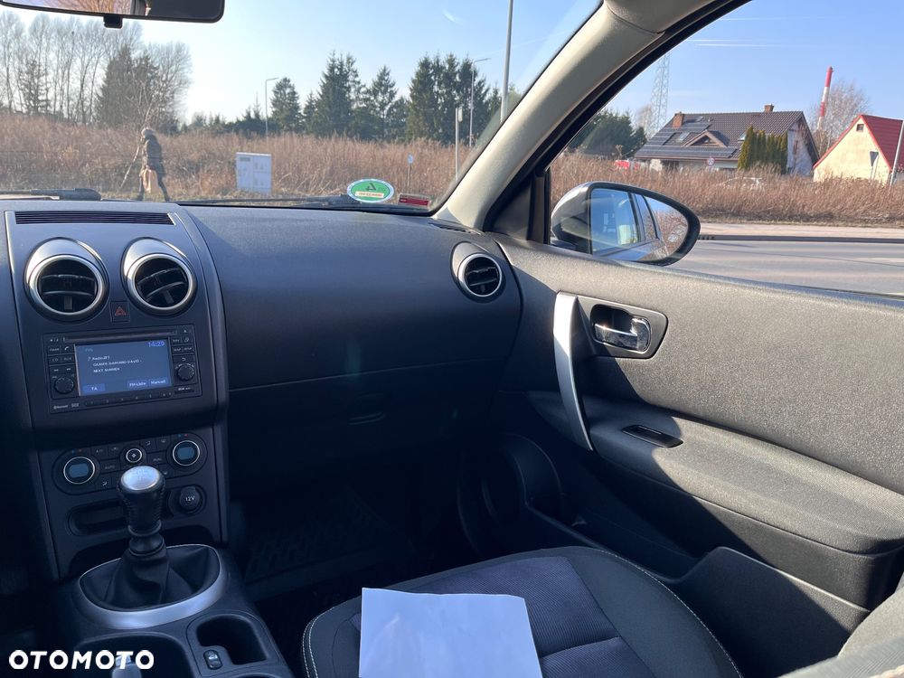 Nissan Qashqai+2 - 24