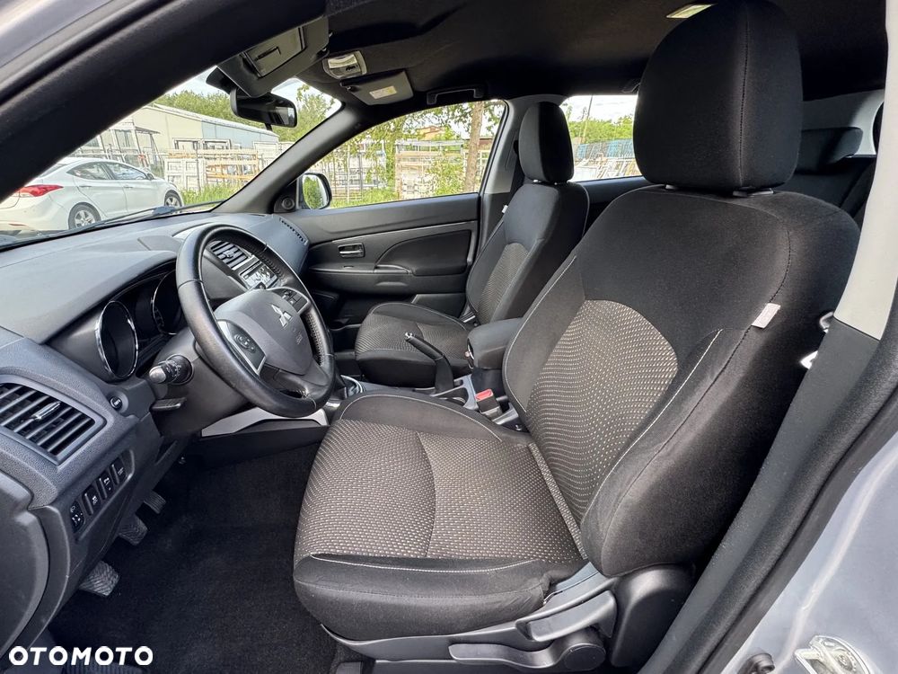 Mitsubishi ASX - 13