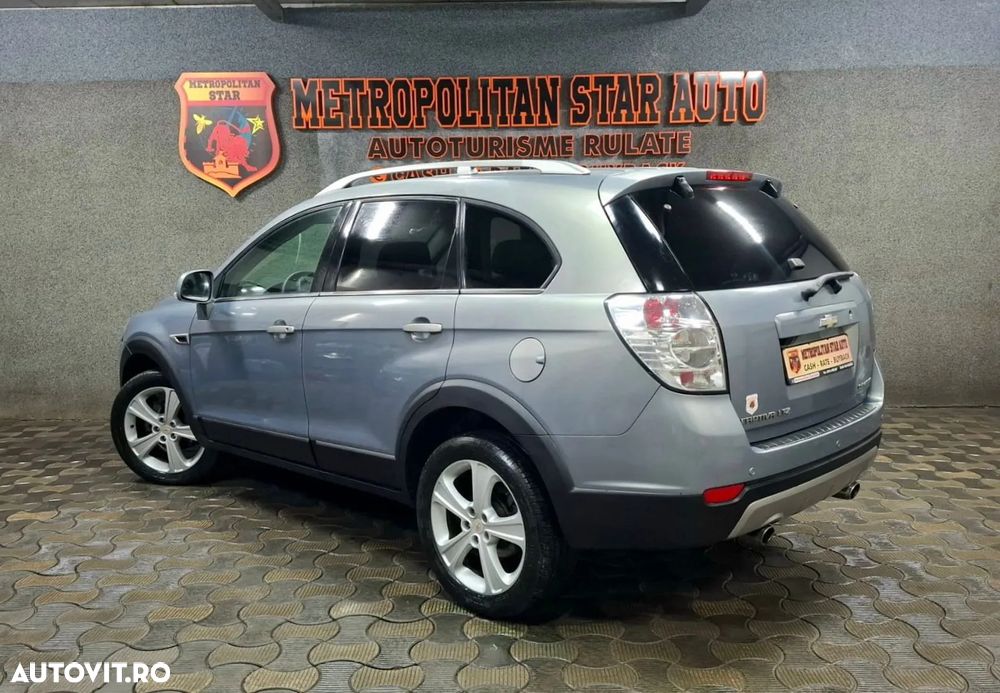Chevrolet Captiva 2.2D AWD Plus Aut. 7 locuri LT black leather - 3