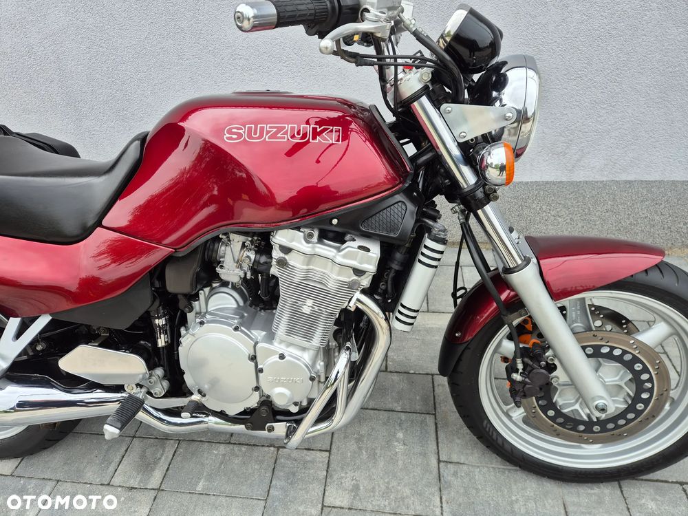 Suzuki GSX - 9